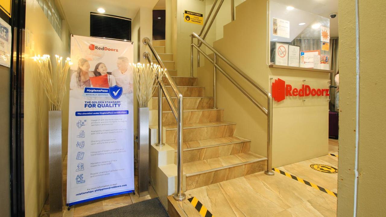 Reddoorz At Hotel Rosemarie Pasay Extérieur photo
