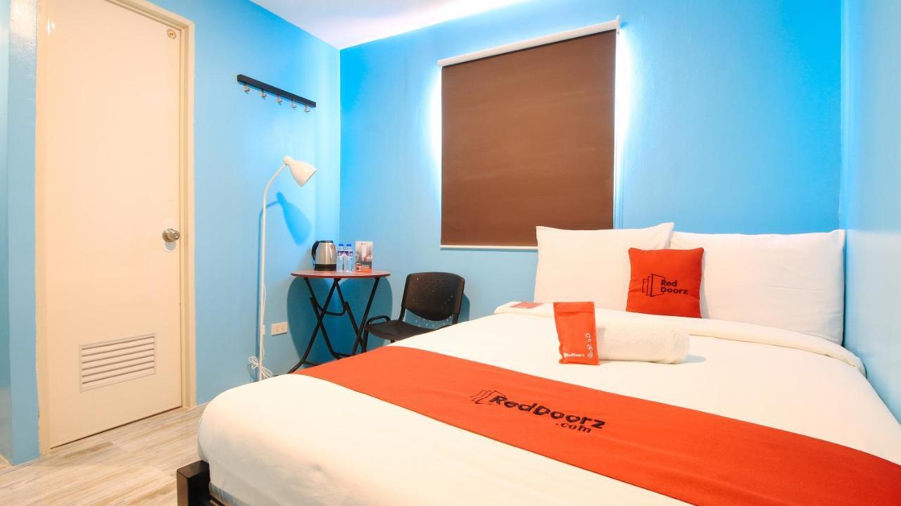 Reddoorz At Hotel Rosemarie Pasay Extérieur photo
