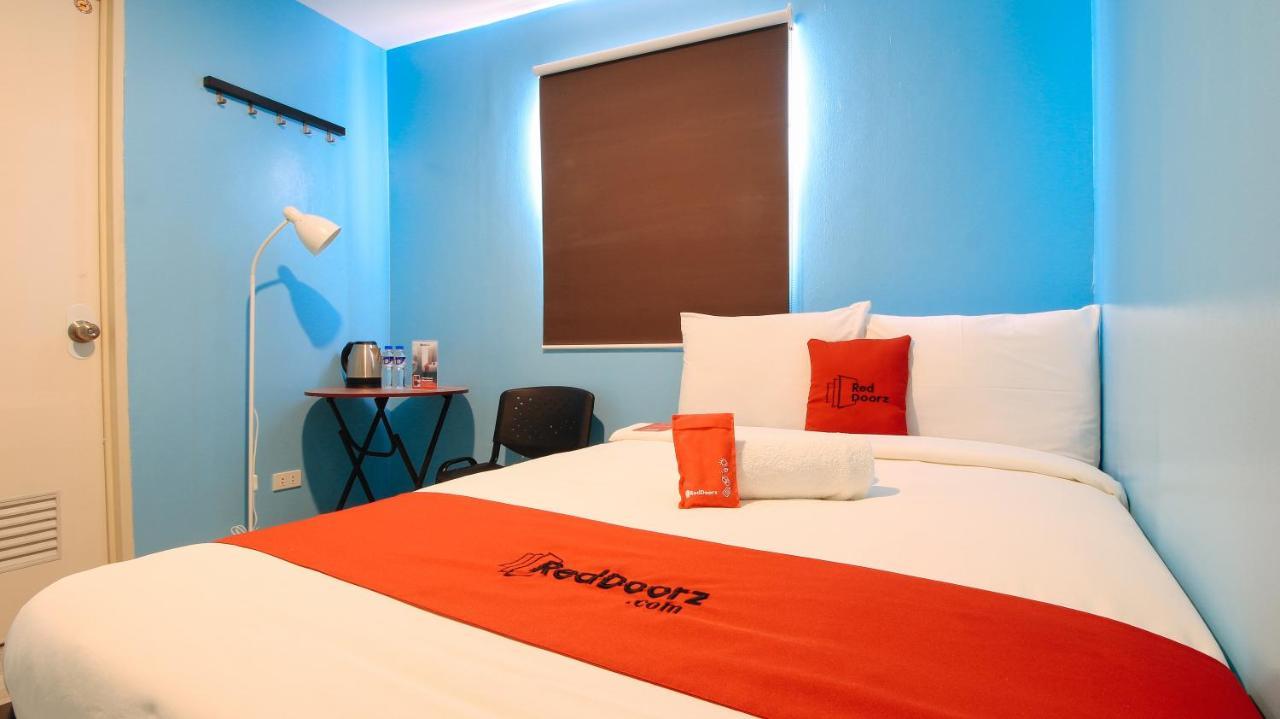 Reddoorz At Hotel Rosemarie Pasay Extérieur photo