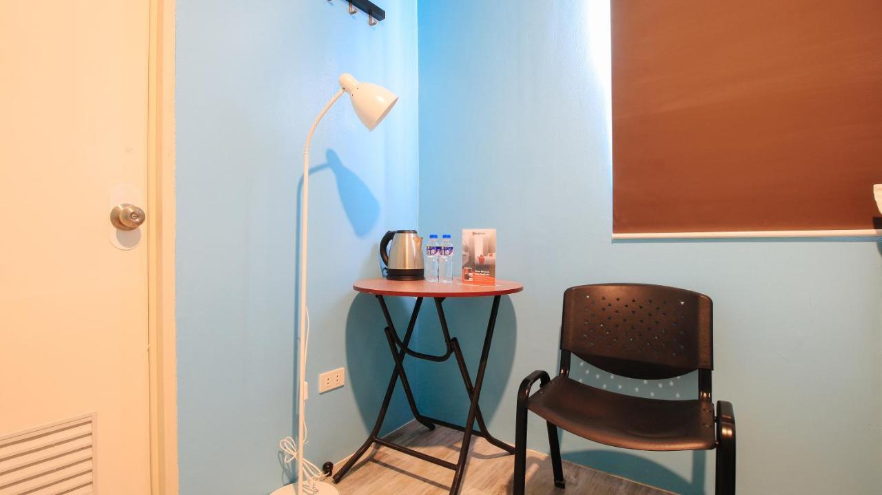 Reddoorz At Hotel Rosemarie Pasay Extérieur photo