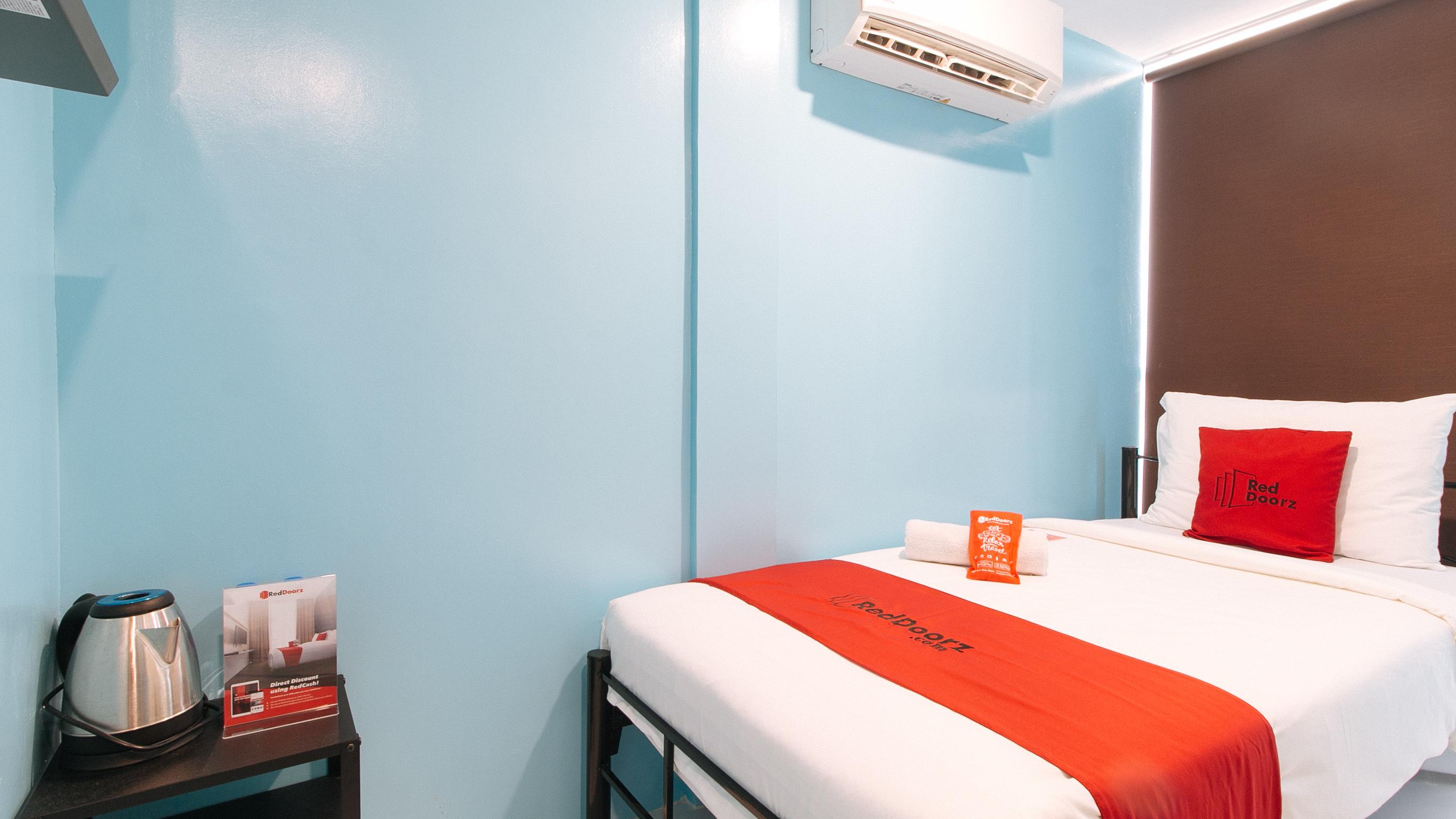 Reddoorz At Hotel Rosemarie Pasay Extérieur photo