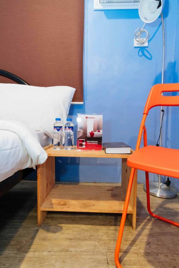 Reddoorz At Hotel Rosemarie Pasay Extérieur photo